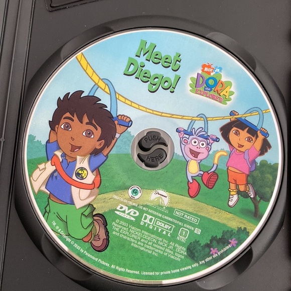 Dora The Explorer Meet Diego - Picture 2 of 3